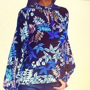 MUNTHE  Blouse (Saks fifth Ave)